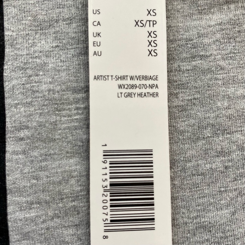 NWT Rae Dunn RUN T-shirt - Picture 7 of 7